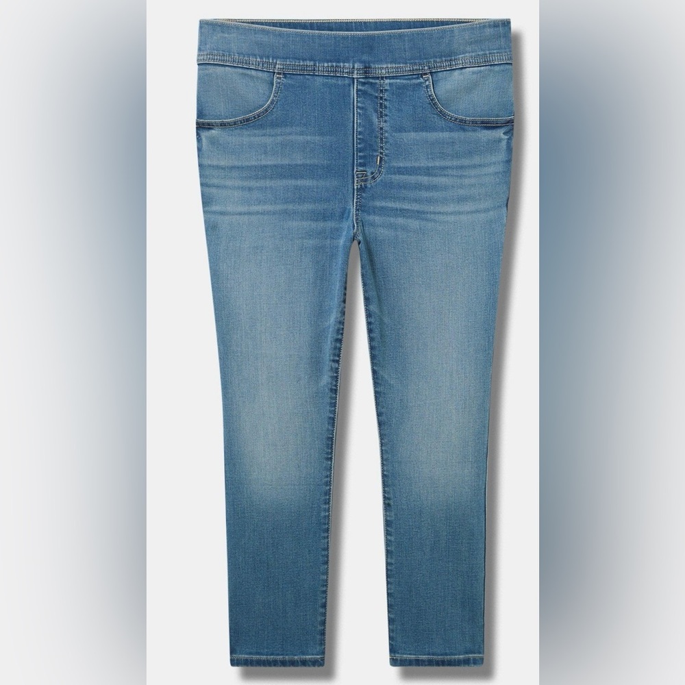 Torrid Hi-rise Super Skinny Capri Jeans